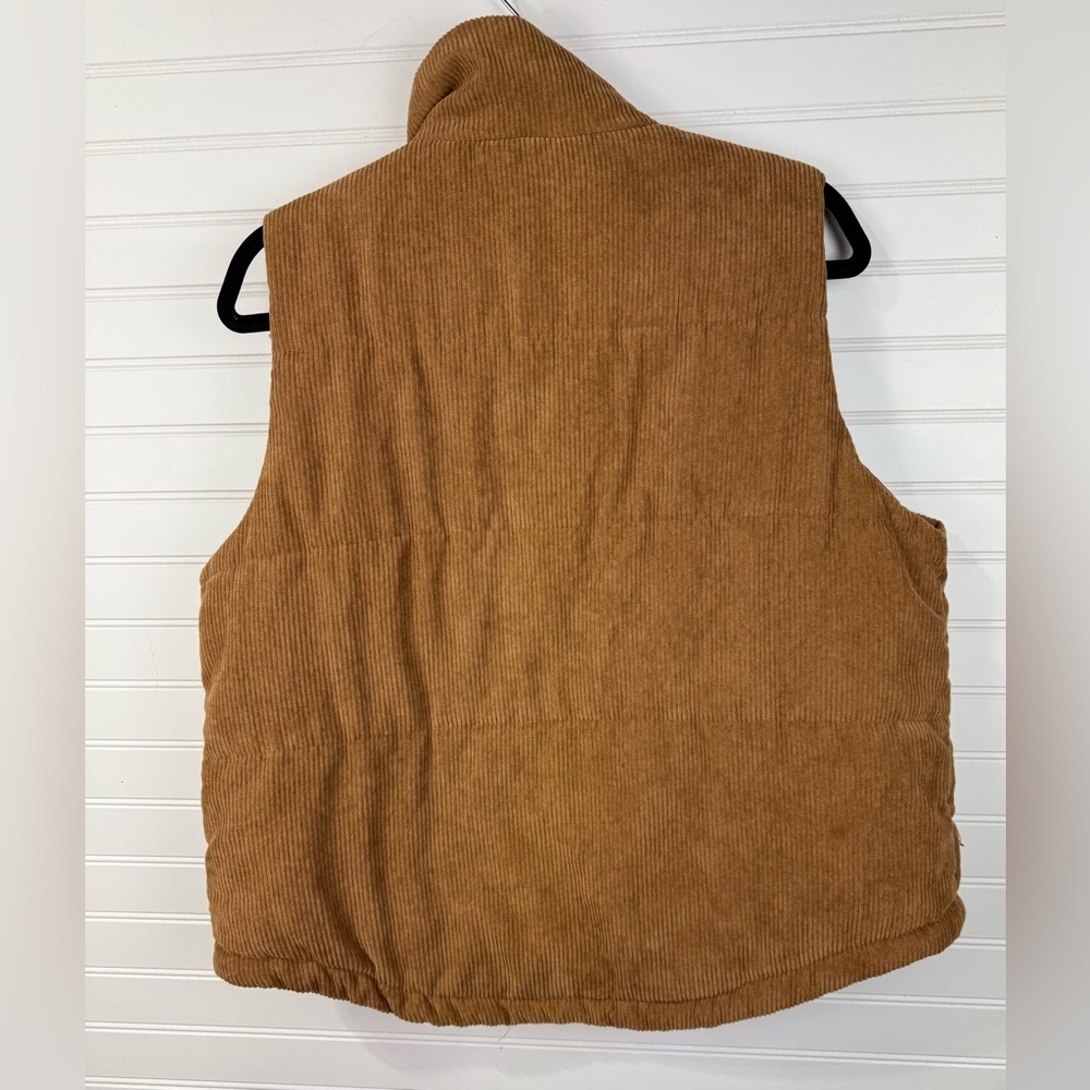 Paper Crane womens corduroy tan oversized zip up vest. Size Medium - Picture 2 of 9